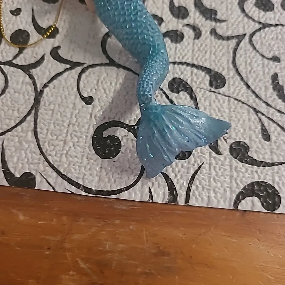 Mermaid with Seashell Ornament